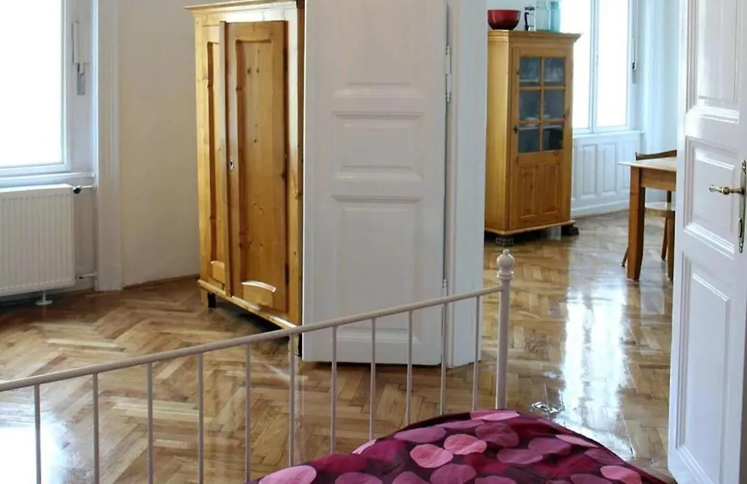 Bachelor Pad Pax 24 Gentlemen'S Power Package 0*, Krakow